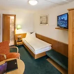 Cheminee Hotel