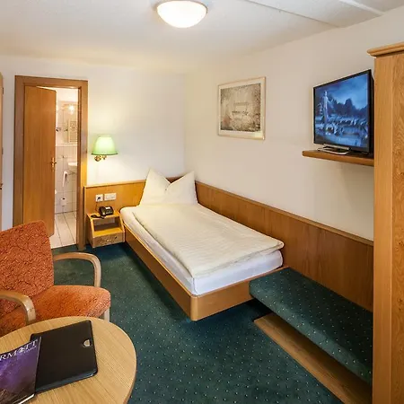 Cheminee Hotel