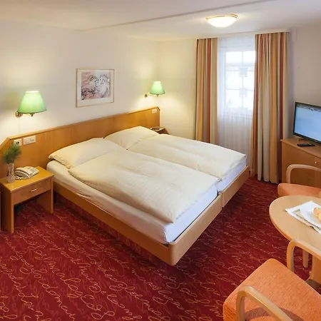Hotel Cheminee 3*